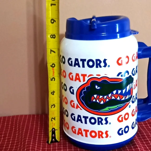 GATORS 64 OZ Mug/Small Cooler. Featuring The University Of Florida Gators. - Picture 16 of 16